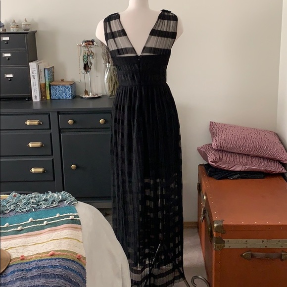 Adelyn Rae Charity Maxi Dress - Picture 3 of 16